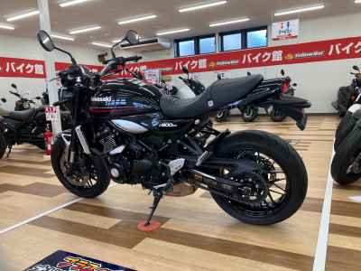 Kawasaki Z900RS 2023