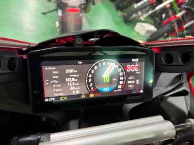 Ducati Panigale V4S 2025