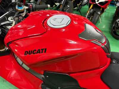 Ducati Panigale V4S 2025