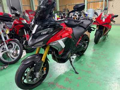Ducati Multistrada V4 Pikes Peak 2025