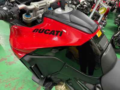 Ducati Multistrada V4 Pikes Peak 2025