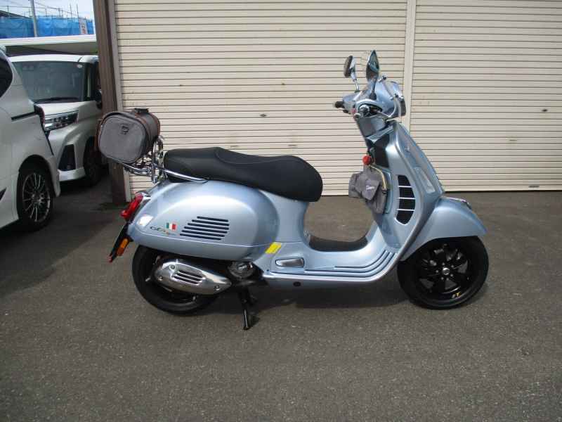 Vespa GTS ST 2021