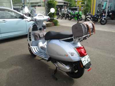 Vespa GTS ST 2021