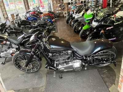 Harley-Davidson Breakout FXBR1750 2023