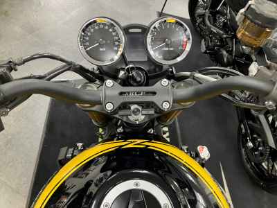 Kawasaki Z900RS 2023