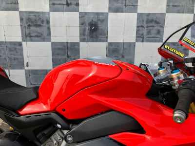 Ducati Panigale V4 2024