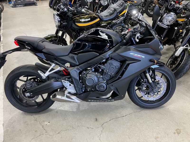 Honda CBR650R 2023