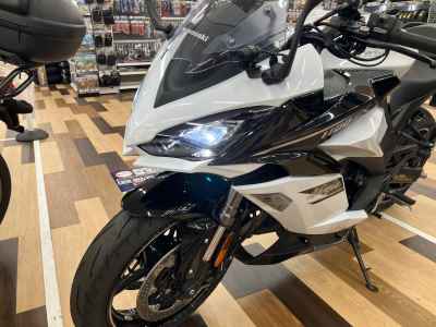 Kawasaki Ninja 1100SX 2025