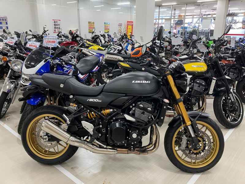 Kawasaki Z900RS 2025