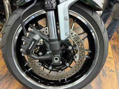 Kawasaki Z900RS 2025