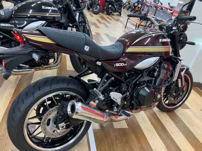 Kawasaki Z900RS 2025