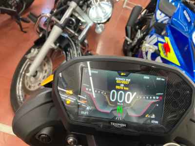 Triumph Street Triple 765 RS 2025