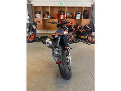 KTM 690 SMC R 2024