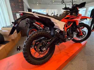 KTM 390 Enduro R 2025