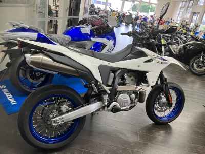 Suzuki DR-Z4S