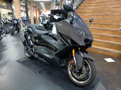Yamaha TMAX 560 Tech MAX 2025