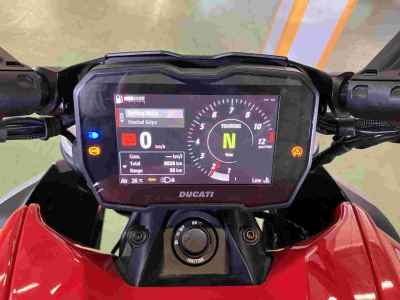 Ducati Diavel V4 2023