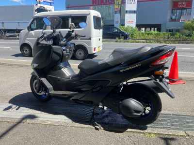 Suzuki Burgman 400 2023