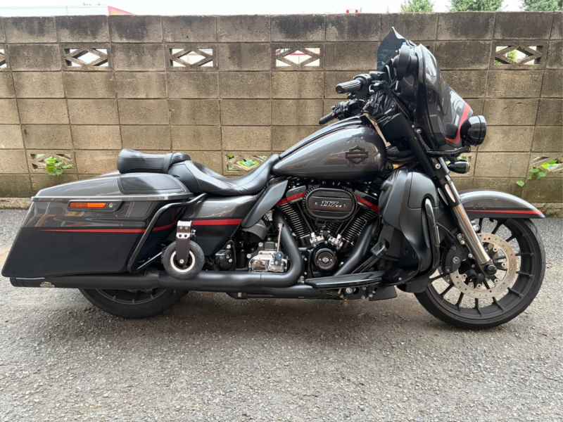 Harley-Davidson Street Glide FLHXSE1800 2017
