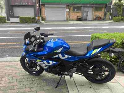 Suzuki GSX250R