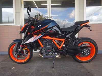 KTM 1290 Super Duke R 2024