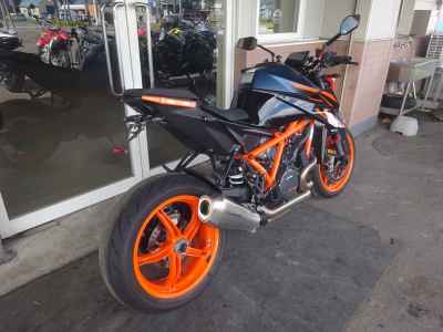 KTM 1290 Super Duke R 2024