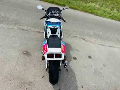 Suzuki RGV250