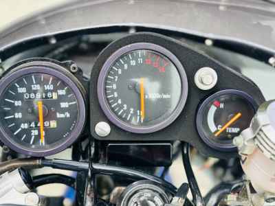 Suzuki RGV250