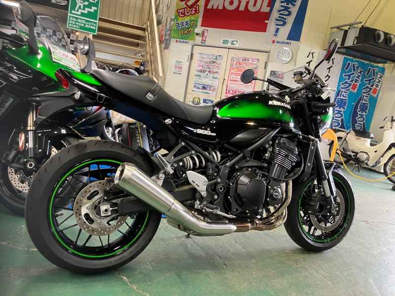 Kawasaki Z900RS Cafe 2025