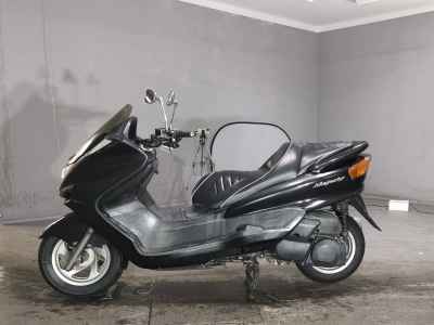 Yamaha Majesty 250