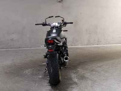 Kawasaki Z900RS SE 2025