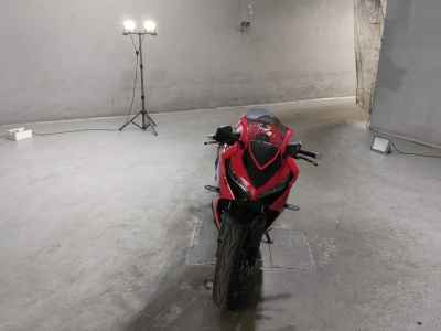 Honda CBR650R 2023