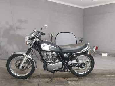 Yamaha SR400 2021