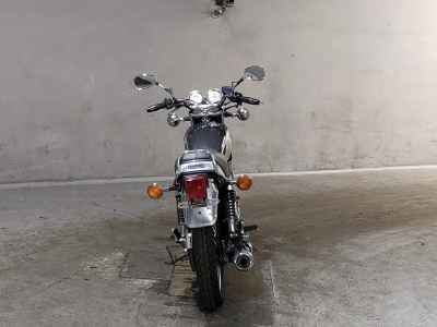 Yamaha SR400 2021
