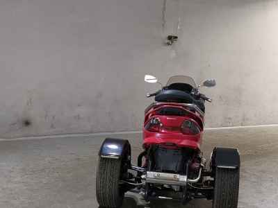 Suzuki Skywave 250 Trike