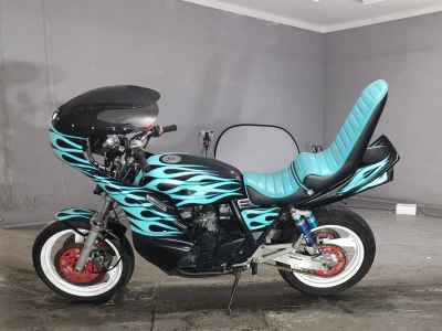 Yamaha XJR400