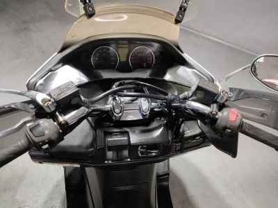 Suzuki Skywave 250S