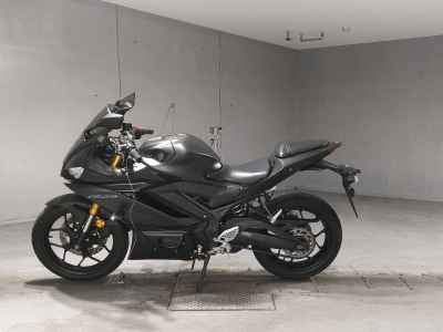 Yamaha YZF-R25