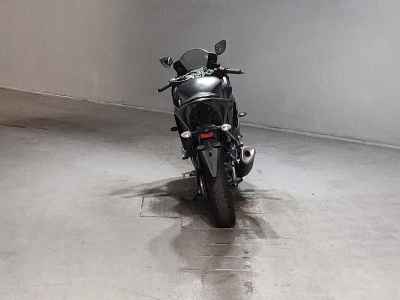 Yamaha YZF-R25