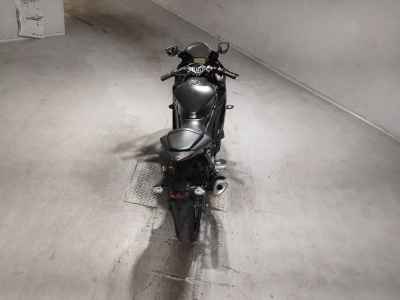 Yamaha YZF-R25