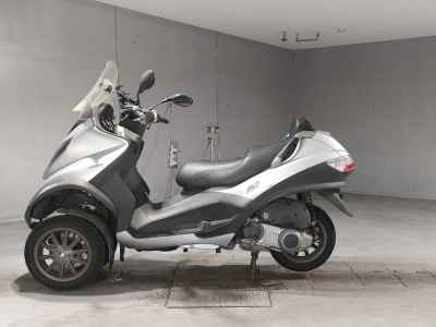 Piaggio MP3 250RL