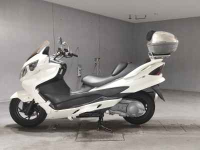 Suzuki Skywave 250S