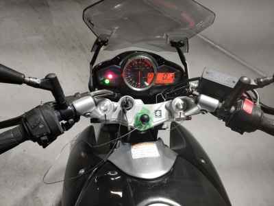Suzuki GSR250