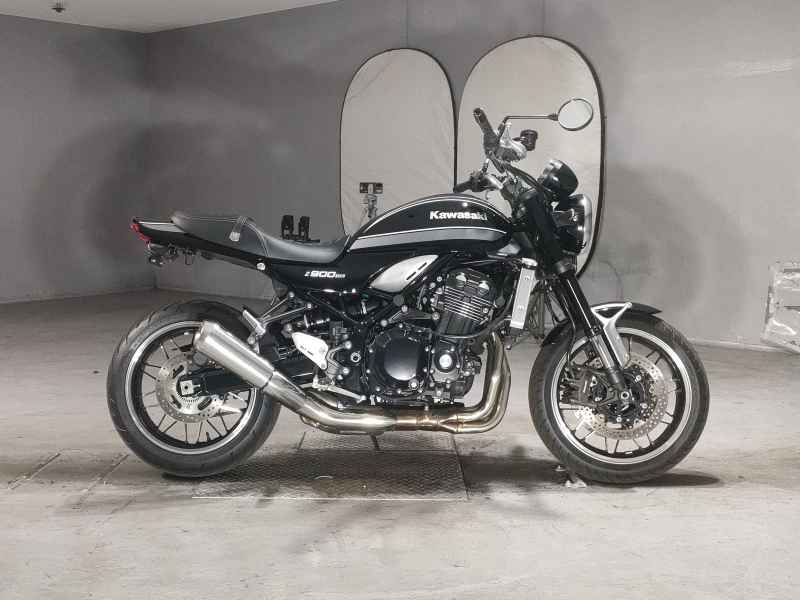 Kawasaki Z900RS 2021