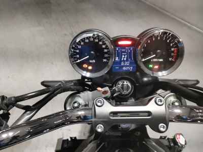 Kawasaki Z900RS 2021