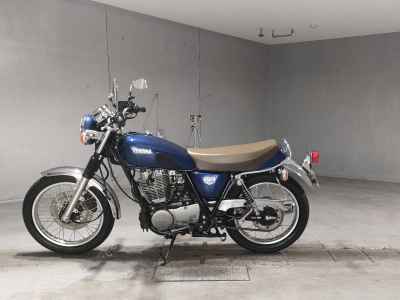 Yamaha SR400 2021