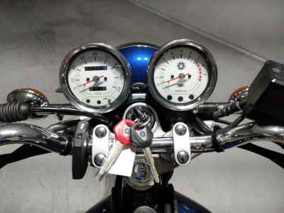 Yamaha SR400 2021