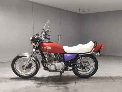 Suzuki GS400 2022