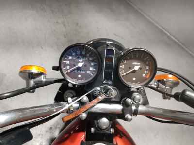 Suzuki GS400 2022