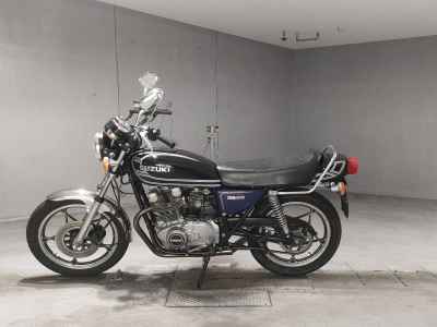 Suzuki GS400